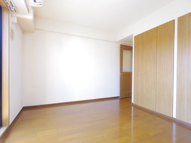 ＧＡＲＤＥＮ　ＳＱＵＡＲＥの内装