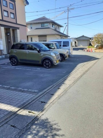 アルペンローゼの駐車場