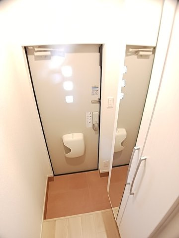 シャリオ　バシェの玄関
