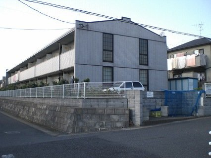 レオパレスグリーンハイツＡの外観