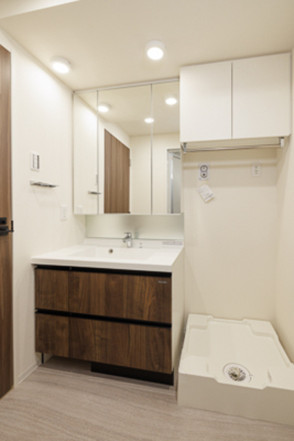 南麻布仙台坂レジデンスの洗面所|※写真は同タイプ住戸です。