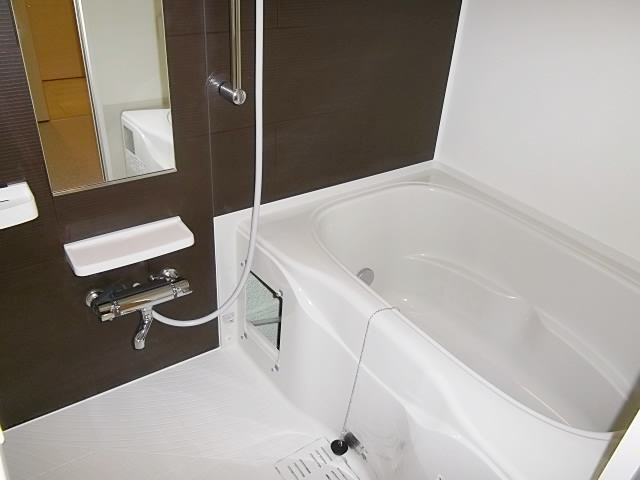 プレ・アビタシオン春日部Ⅲの浴室