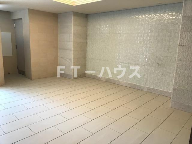 サムティレジデンス市川のロビー