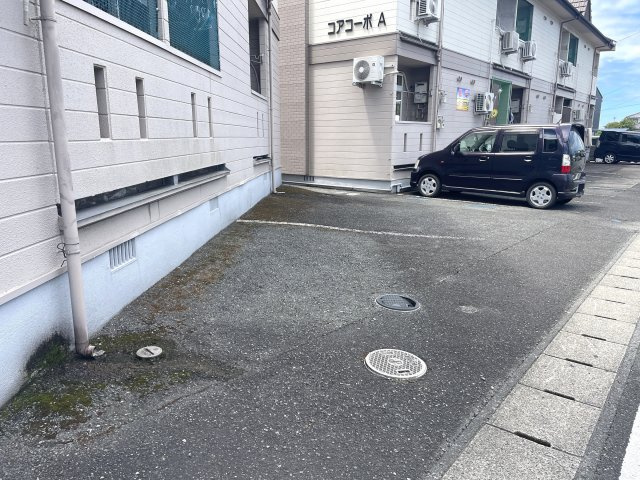 コアコーポBの駐車場