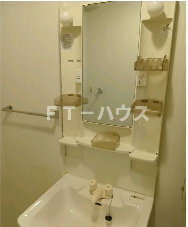 ラ・セゾンの独立洗面台