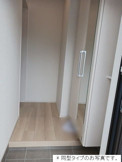 グラン・アロー名駅の玄関