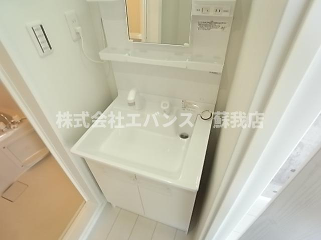【独立洗面台】 | コティ港町 | 独立洗面化粧台が付いています