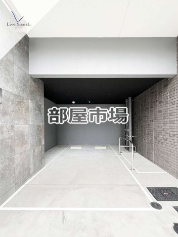 S-RESIDENCE浅草diverseの駐車場