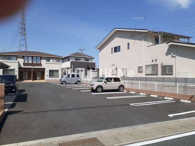 メゾンけやきＡの駐車場|当社、チルホームのHPもご覧ください(^^)/物件情報多数♪