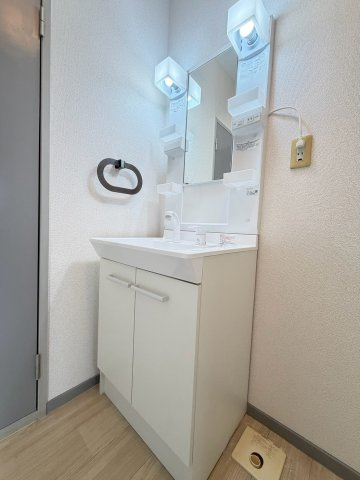 クレストディアコートのエントランス