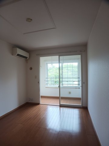 【居間・リビング】 | クレスト藤 | 使いやすい居間です