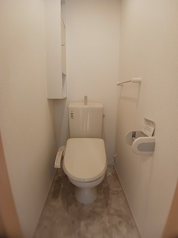 【トイレ】 | ソレアードコスタ | 清潔感のあるトイレです