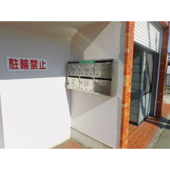 【エントランス】 | 日生千代田プラザ