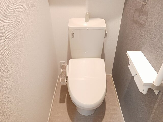 ヴィスタ　ブライト　Ｄのトイレ|清潔感のあるトイレです