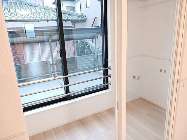 カルムのバルコニー|過ごしやすい室内です
