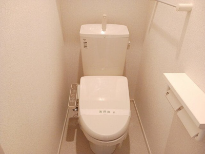 【トイレ】 | リヴェール　Ⅰ | 清潔感のあるトイレです