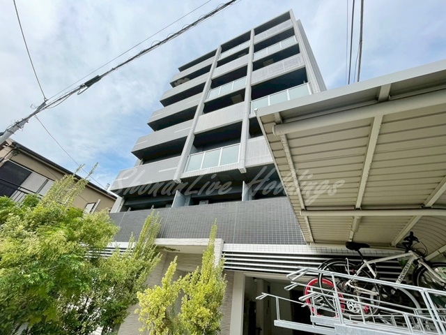 横浜市西区中央１丁目の賃貸マンションの外観