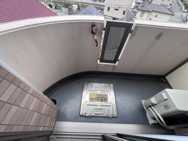 ヴァレ谷上のバルコニー