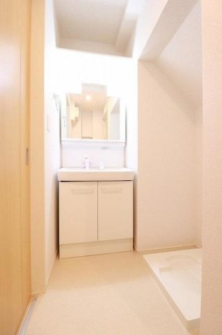 グレースＮＥＯ壱番館Ｂの洗面所