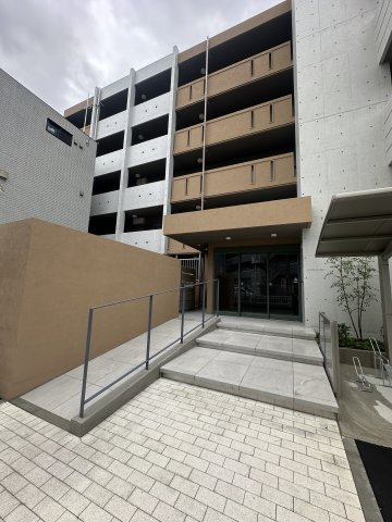 LUXCAS大橋のエントランス