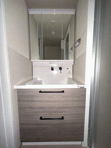 LUXCAS大橋の独立洗面台