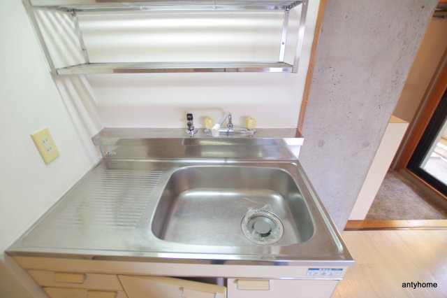 SENSE UMEKITA　仲介手数料無料のキッチン