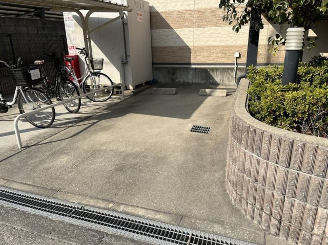 レオパレス春駒マンションのその他