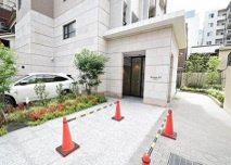 大阪市天王寺区堂ケ芝１丁目の賃貸マンションのロビー|ロビーです