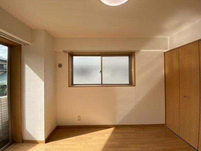 シャトーポレール若林の洋室|広々とした洋室です