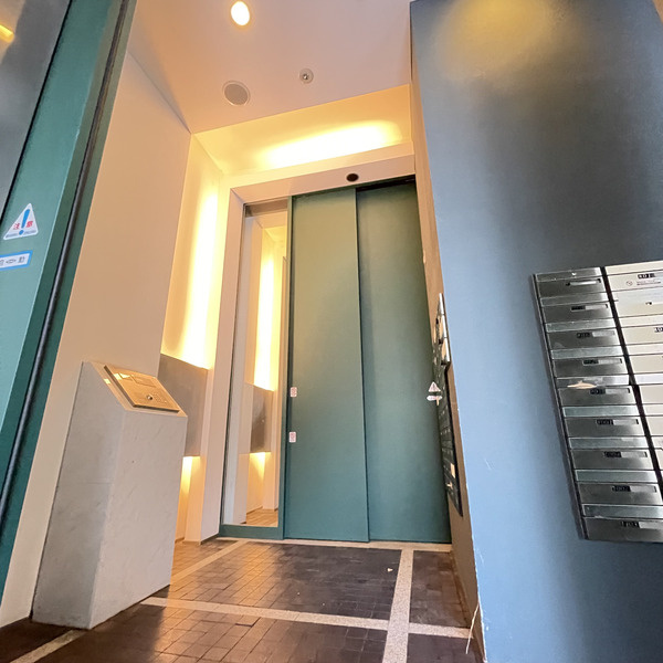 CASA+α名駅南の玄関
