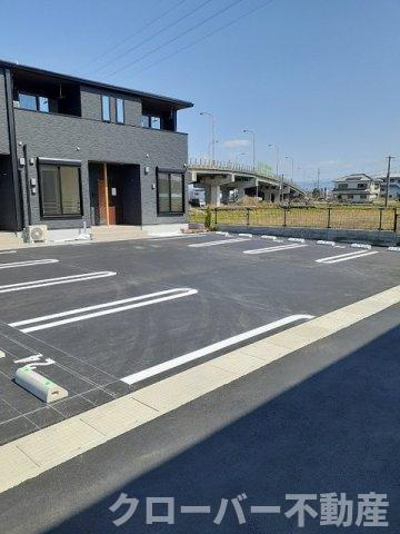 クルール坂本Ｃの駐車場