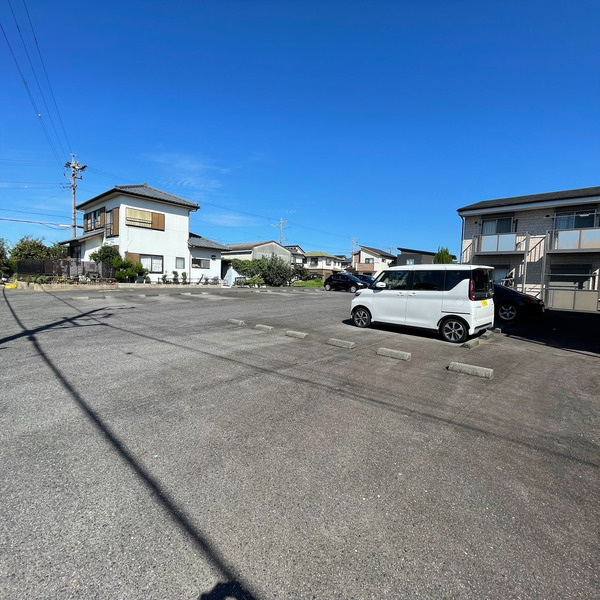 クレア石原A　　　刈谷市近郊の賃貸はクラスホームの駐車場