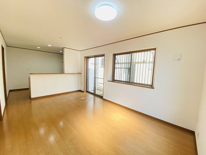 名古屋市西区清里町の居間・リビング
