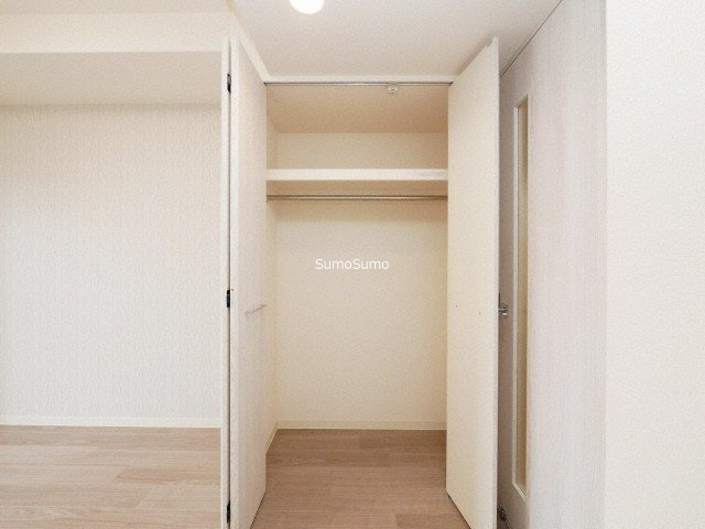 プレサンス四天王寺前夕陽ヶ丘アクティの収納