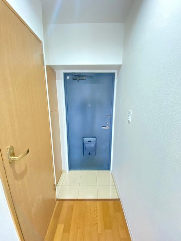 ラムール住吉の玄関