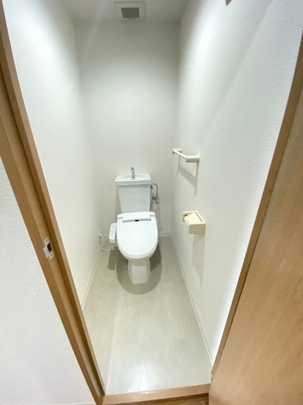 ラムール住吉のトイレ