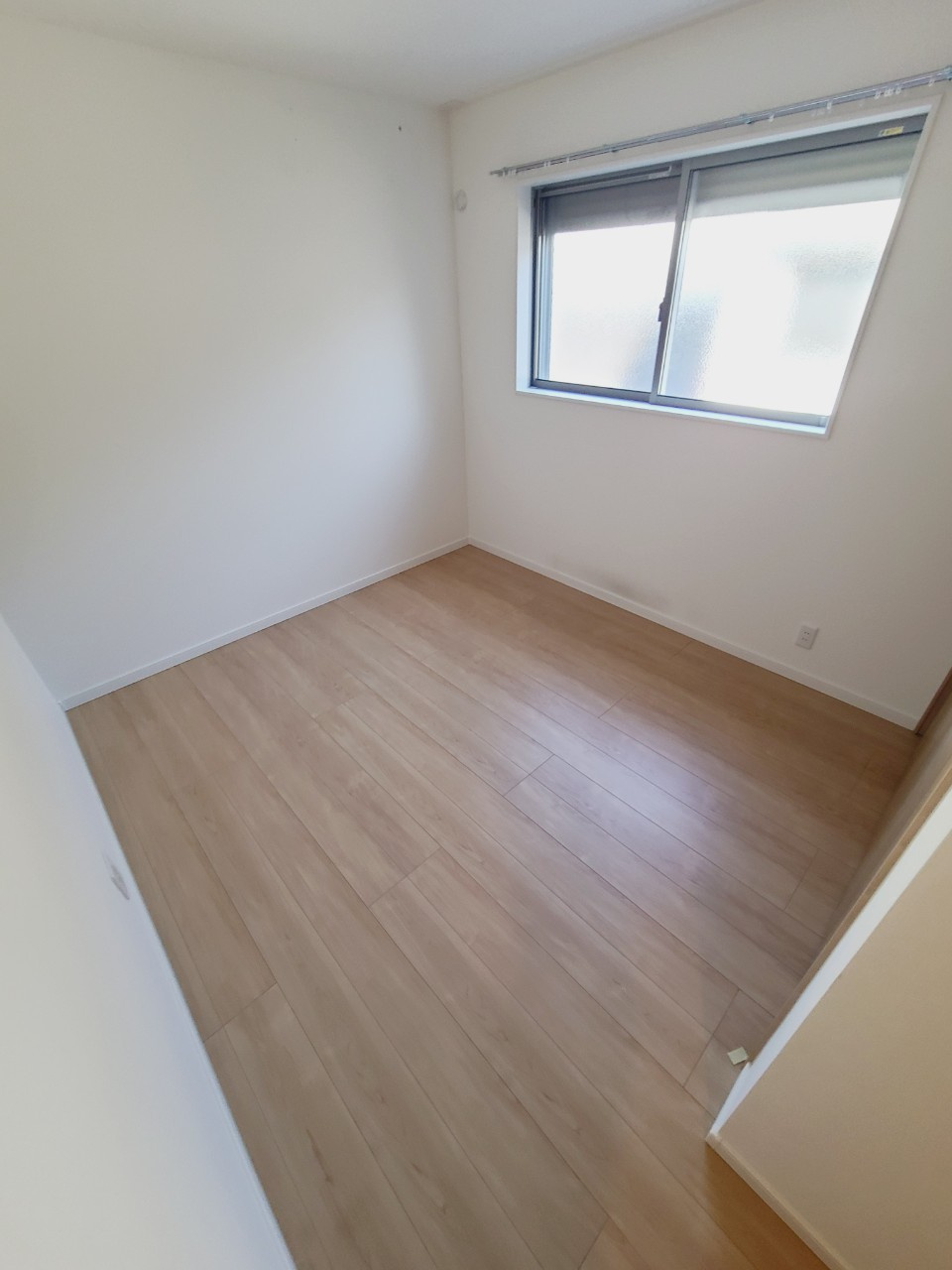 笠屋町戸建　B棟の寝室