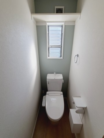 笠屋町戸建　B棟のトイレ