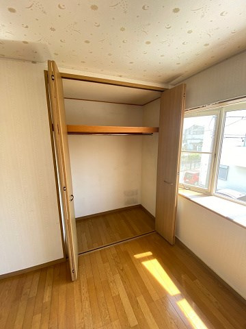 西宮市久出ケ谷町の一戸建ての収納