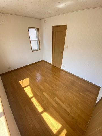 西宮市久出ケ谷町の一戸建て