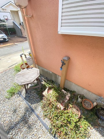 久出ヶ谷町戸建貸家の外観