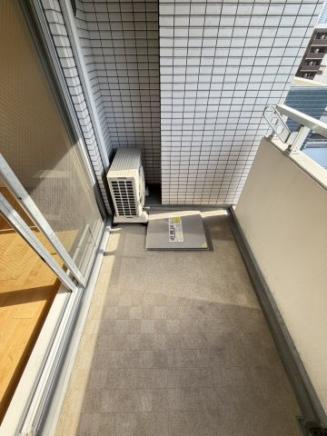 エスライズ西本町のバルコニー