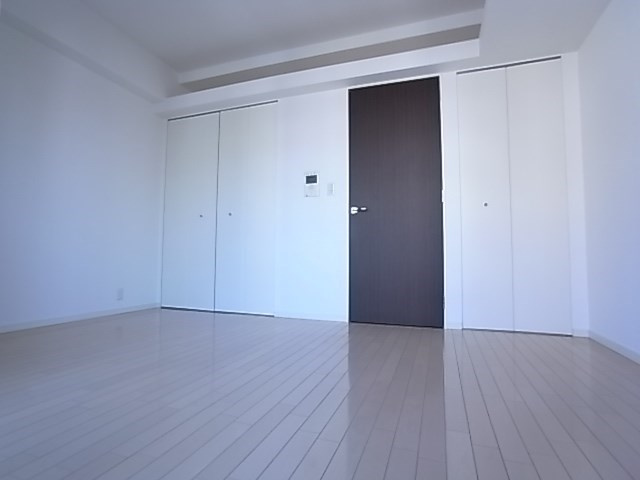 レジディア神戸元町の寝室