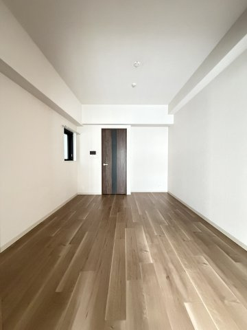 大阪市中央区博労町１丁目の賃貸マンションの居間・リビング
