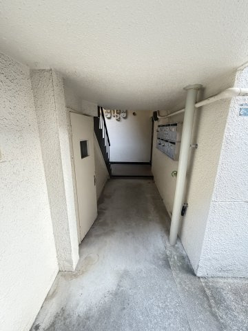 高徳町五丁目マンションのロビー