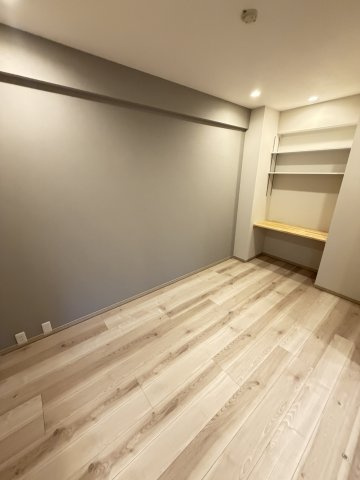 高徳町五丁目マンションの寝室