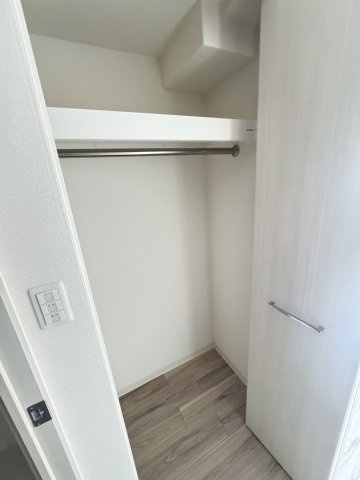 プレサンスTHE神戸の収納