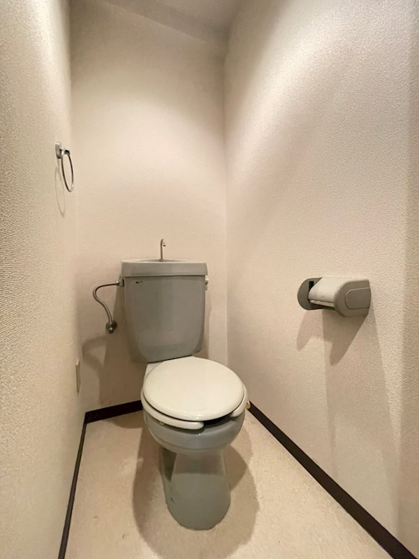 エスリード三宮のトイレ