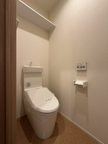 川崎市多摩区西生田２丁目の賃貸マンションのトイレ