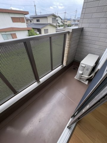 プリマベーラくずはのバルコニー|落ち着いた時間を過ごせるバルコニーです